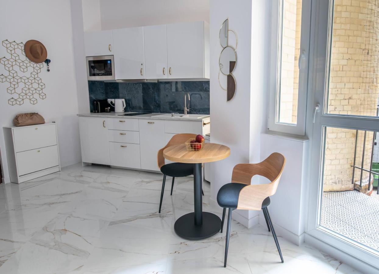 Apartamenty Yeti & Wilka W Centrum Chorzowa - Yeti Dış mekan fotoğraf